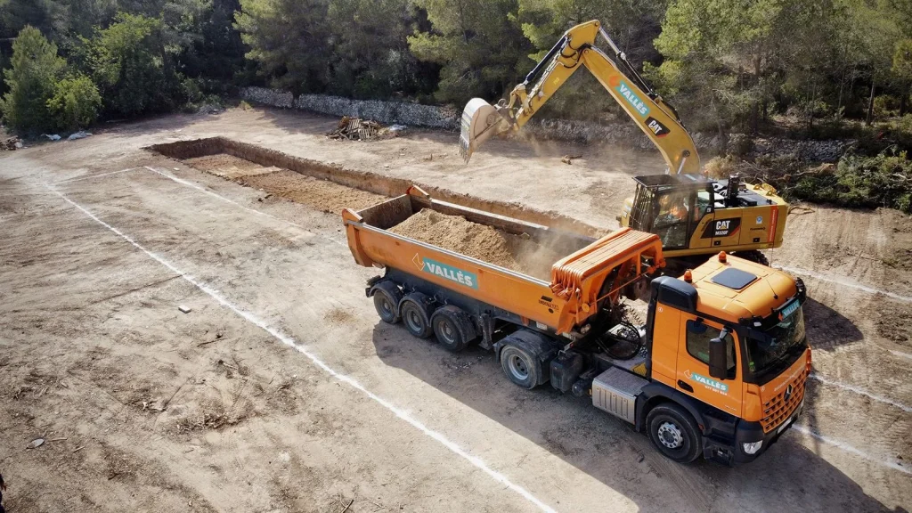 Vallès Grup, obra civil i moviment de terres